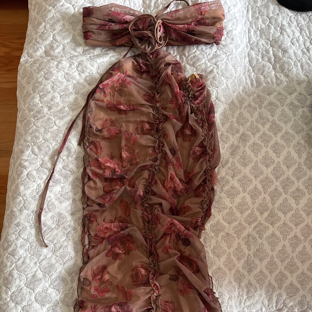 Oh Polly Floral Ruched Dres Size 4